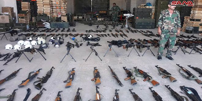 “Armas Estadounidenses y Alimentos Israelíes Fueron Encontrados en un Almacén de Abastecimiento de Terroristas en Siria” 