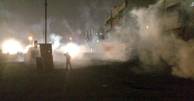 قوات الامن تقمع تظاهرات في البحرين تحمل شعار "شهيدنا ما مات"