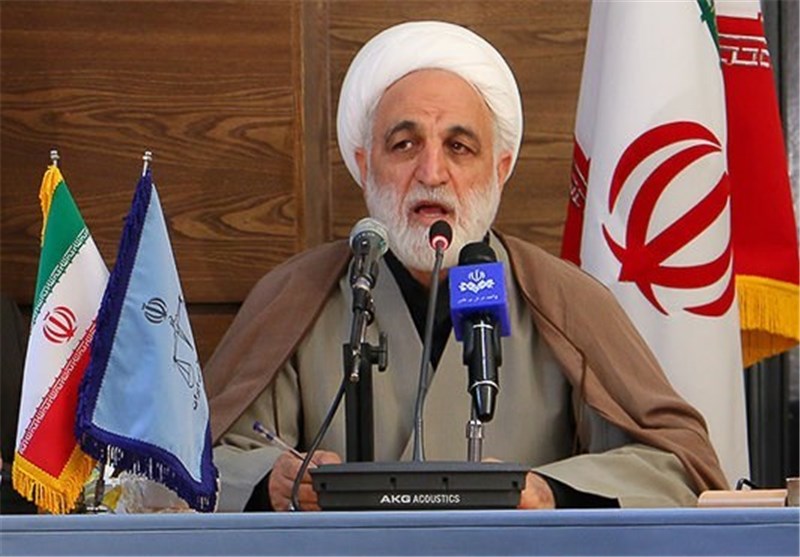 القضاء الايراني: اعتقال 45 شخصا تلاعبوا بسوق العملات الاجنبية