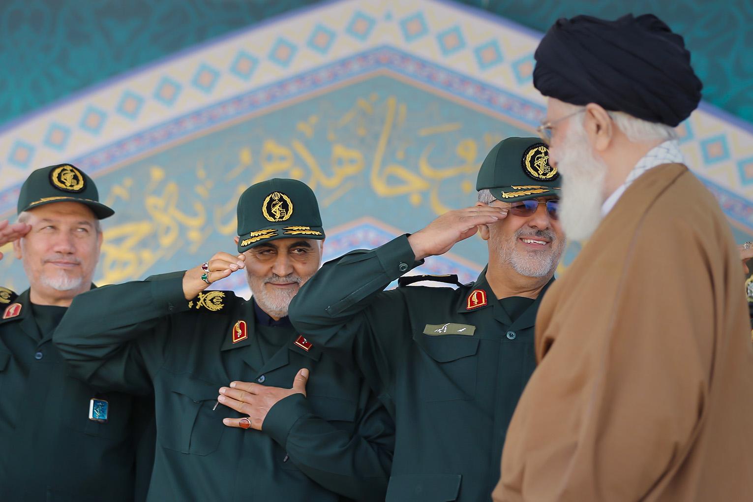 ايران لن تركع ... مادام فيها الخامنئي وسليماني 