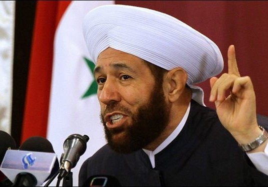 لا صلة للمفتي "حسون" بتغريدات منسوبة اليه تسيء الى العلاقات مع لبنان