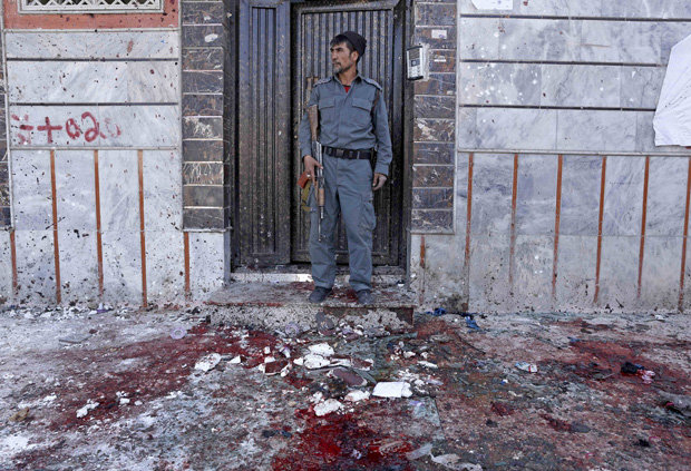 48 Muertos deja Atentado Terrorista Suicida contra Barrio Shiíta en Afganistán 