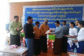 စစ္ကိုင္းတုိင္းတြင္ သဘာဝေဘးကယ္ဆယ္ေရး အေထာက္အကူျပဳပစၥည္းမ်ားေပးအပ္