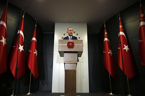 Erdoğan’ın uçağına eskortluk yapan F-16’nın pilotu FETÖ’den tutuklandı