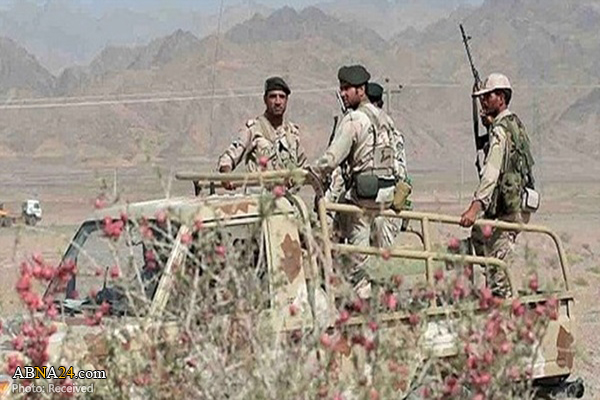 Anti-revolutionary elements injure 4 border guards in west Iran
