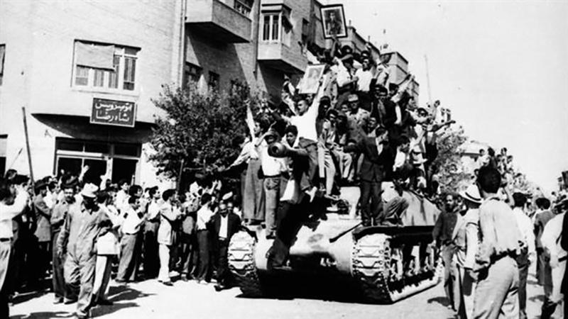अमरीका 1953 की घटना फिर से दोहराने की सोच रहा है, ईरान