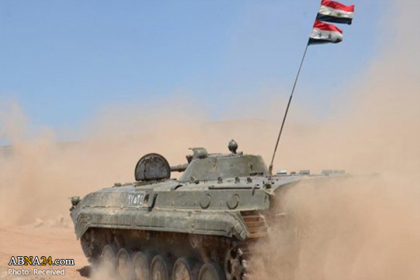 Syrian Army tightens noose around encircled ISIS pockets in Sweida