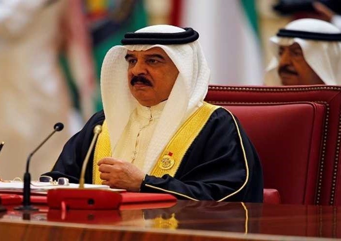 ملك البحرين يفجر زوبعة سياسية بتأكيده حكم وسيادة آل خليفة على قطر منذ 1762