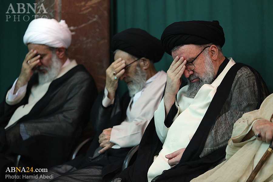 تقرير مصور/ مجلس عزاء في مكاتب مراجع قم المقدسة بمناسبة استشهاد الامام الباقر (ع)