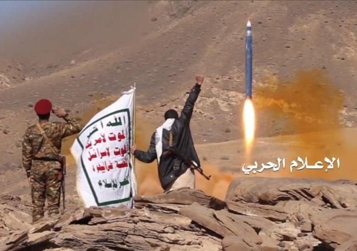 بدر1 الباليستي يقصف معسكرا مستحدثا للجيش السعودي غرب نجران