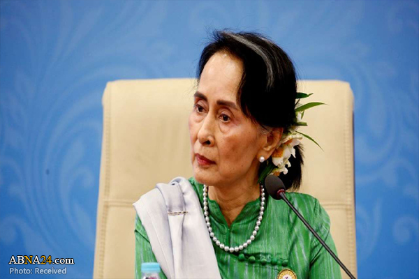 Myanmar’s leader strikes cold note on ousted Muslims