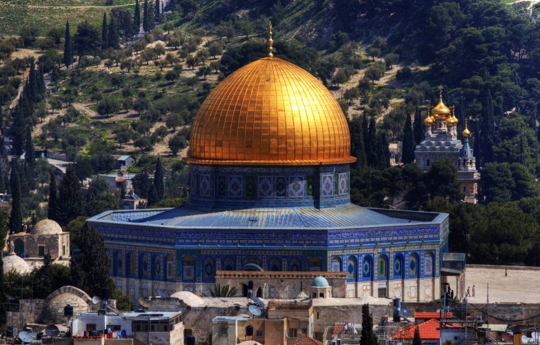 49 عاماً على إحراق المسجد الأقصى على يد الصهاينة