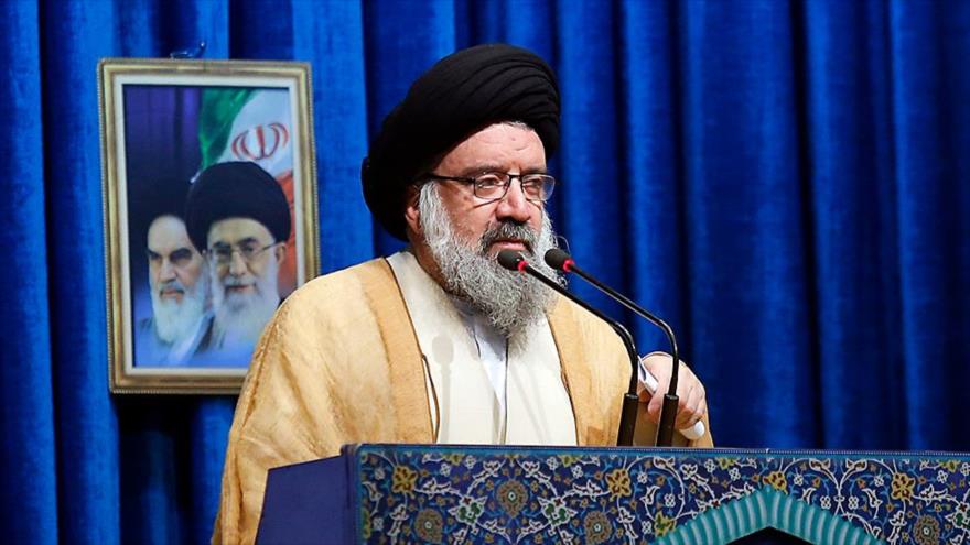Un clerc iranien rejette tout dialogue avec les Etats-Unis 