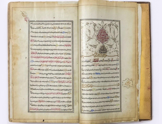 إهداء مكتبة ضخمة إلى مكتبة الإمام الحسين (ع)