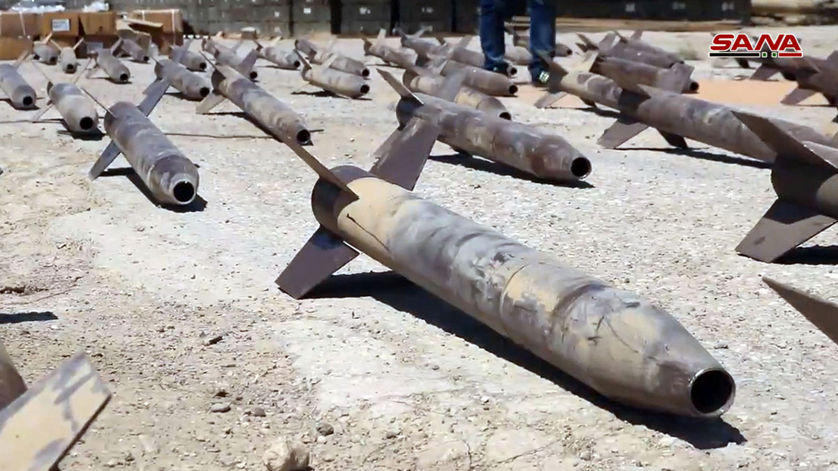 Syrian forces discover foreign-made weapons in Deir Ezzor/ Pics