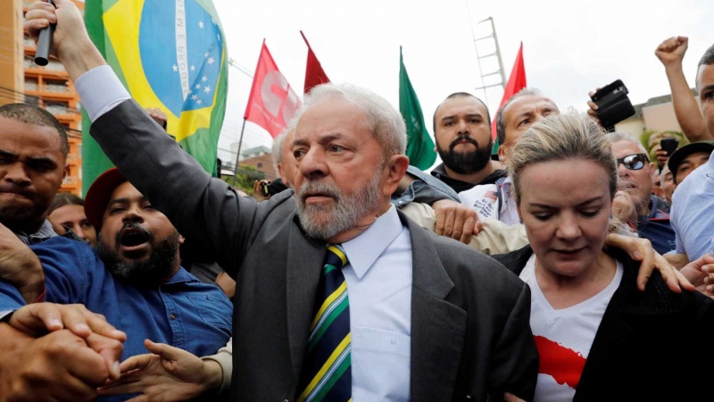 Ex-presidente Lula quer votar nas eleições, afirma Gleisi Hoffmann
