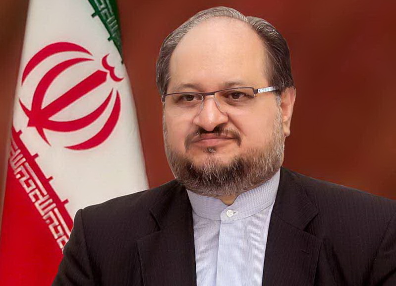 البرلمان الایراني يعتزم استجواب "وزير الصناعة والتجارة"