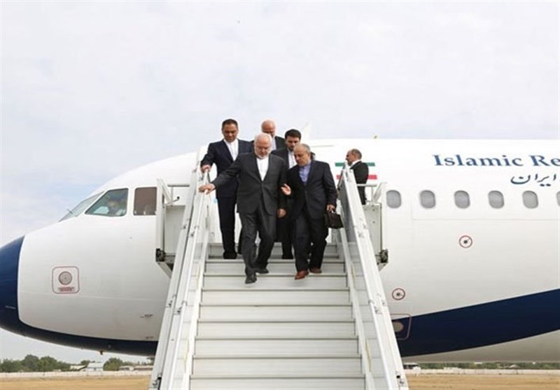 وزیر خارجہ جواد ظریف دمشق پہنچ گئے