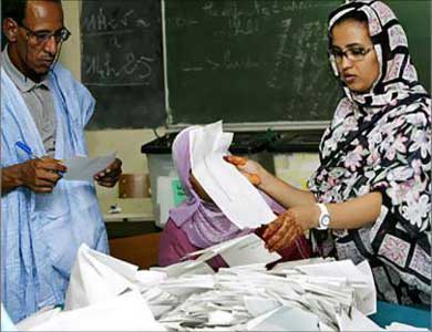 نتائج أولية لانتخابات "موريتانيا" تظهر تقدم الحزب الحاكم وتراجع الإخوان 