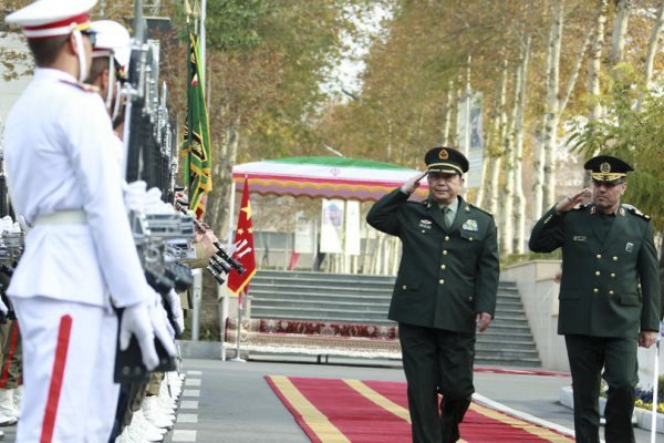 چين کا ایران کے ساتھ فوجی تعاون کو فروغ دینے کا عزم