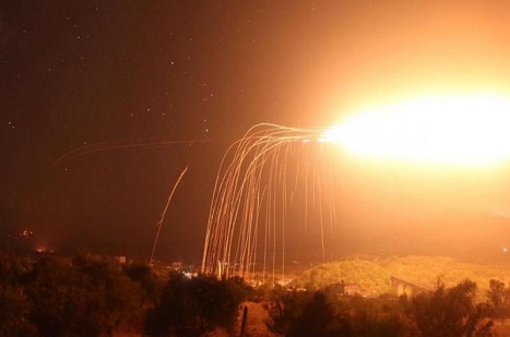 ABD Suriye’yi fosfor bombalarıyla vurdu!