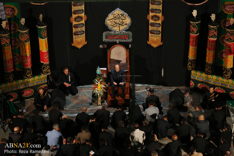 Berita Bergambar: Duka Muharram Di Jamkaran, Iran