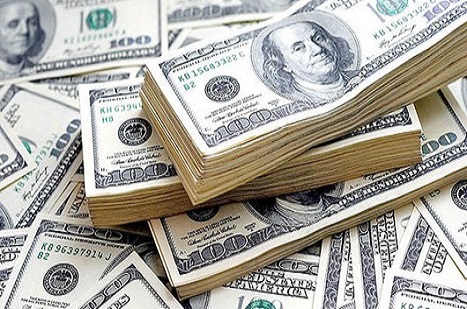 Rusya ve Hindistan’da doları silmeye başladı