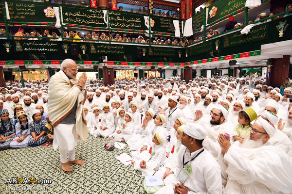 India’s Prime Minister attends Muharram mourning rituals