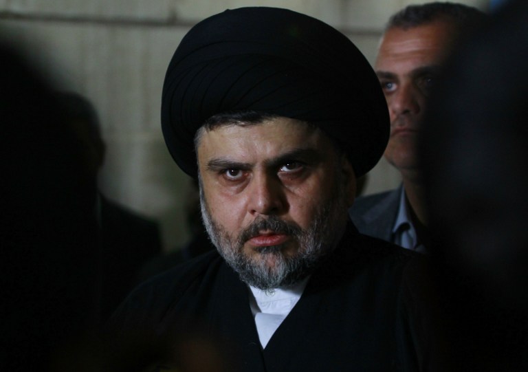 الصدر يزور منزل المرجع الأعلى "السيستاني" في النجف الأشرف