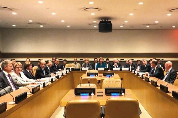 ایران اور گروپ 1+4 کے وزراء خارجہ کا اجلاس نیویارک میں منعقد