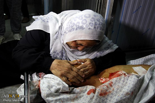 Three Palestinians, including child, killed at Gaza / Pics