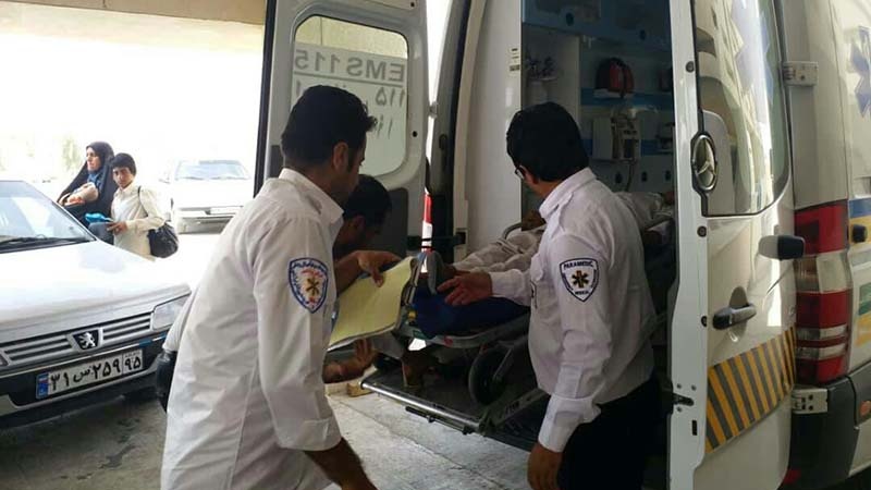 Ataque à ambulância no sudeste do Irã fere 2