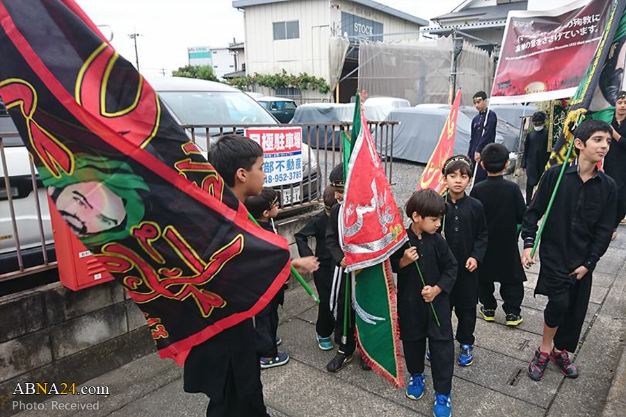 東京にてシーアの人々による“アーシュラーの日“の追悼儀式