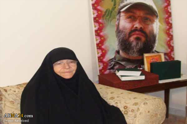 Iran's Gen. Soleimani offers condolences over passing of Imad Mughniyeh’s mother