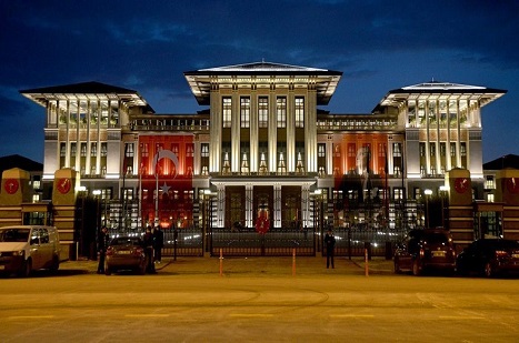 Saray'ı kriz vurmadı: Yeni yılda 2.8 milyarlık ödenek