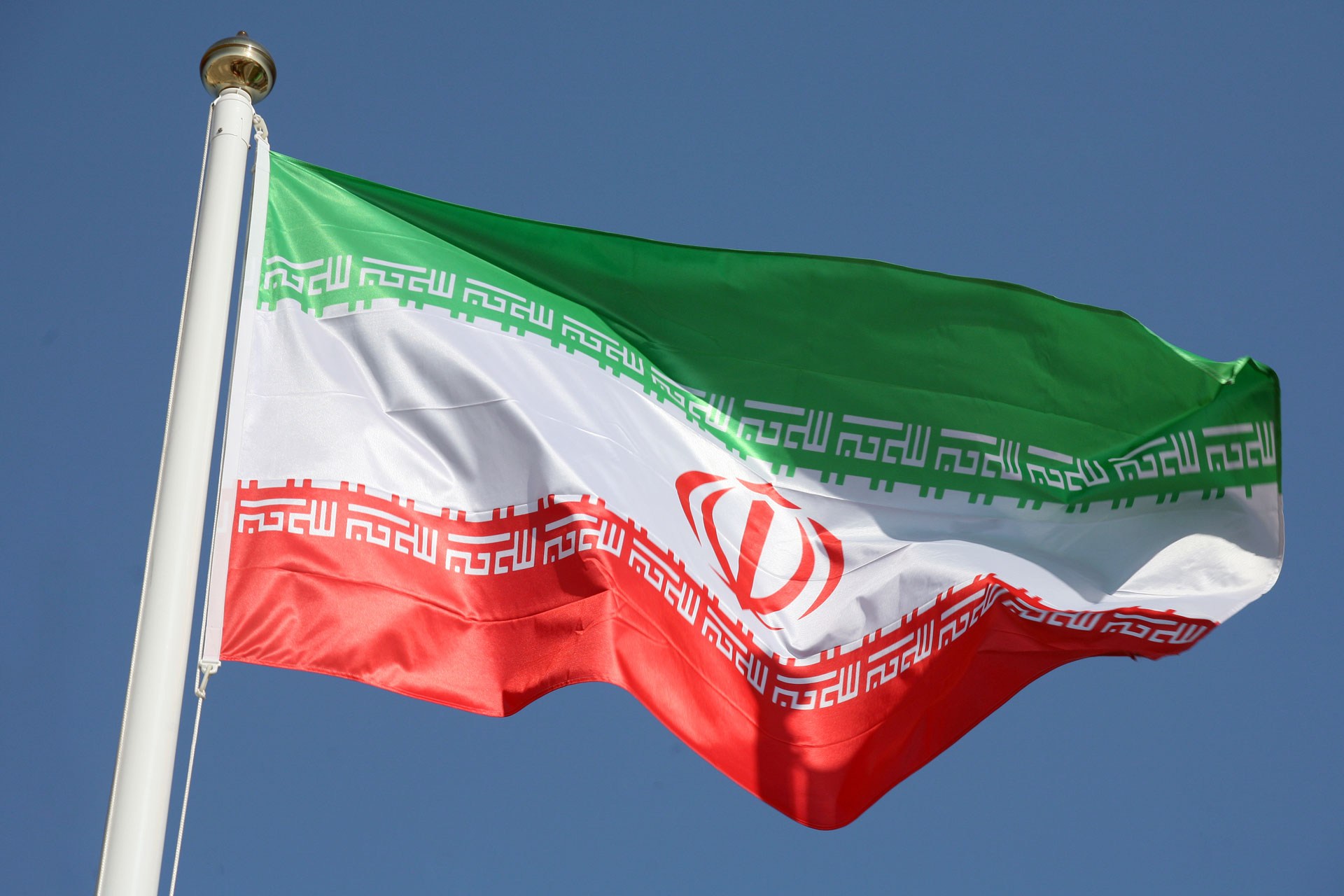 إيران تستدعي السفير الباكستاني في طهران بعد اختطاف 14 من حرس الحدود