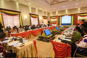NCA မထိုးရေသးသည့္အဖြဲ႕မ်ား လက္မွတ္ထိုးေရး အစိုးရႏွင့္ အပစ္ရပ္အဖြဲ႕မ်ား ပူးေပါင္းေဆာင္ရြက္ရန္ ထိပ္သီးေဆြးေႏြးပြဲတြင္ သေဘာတူညီ 