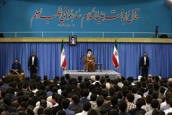 "قائد الثورة الاسلامية" يستقبل حشدا من النخب والمواهب العلمية