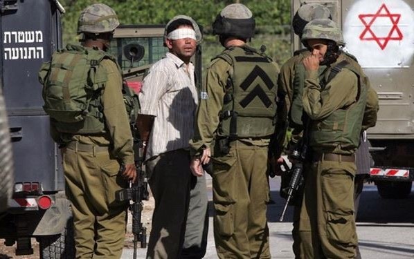 العدو الاسرائيلي ينفذ مداهمات واعتقالات واسعة بـ"الضفة الغربية والقدس المحتلتين"