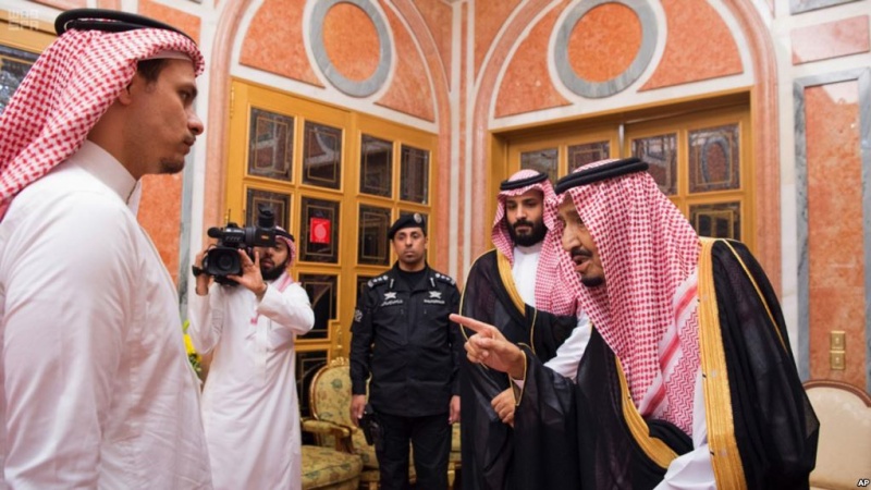 شاہ سلمان سے جمال خاشقجی کے بیٹے اور گھر والوں کی جبری ملاقات