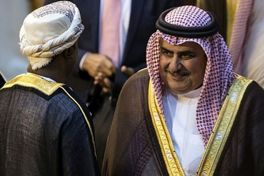 لا نشكك بحكمة "السلطان قابوس" وجهوده من أجل إحلال السلام!