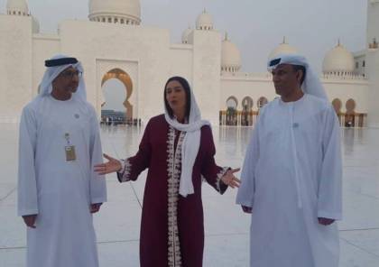 وزيرة الثقافة الإسرائيلية تزور مسجد "الشيخ زايد" بدعوة رسمية + (صور)