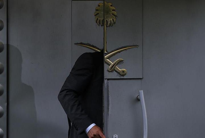 Khashoggi Dicekik, Tubuh Dikerat-Kerat