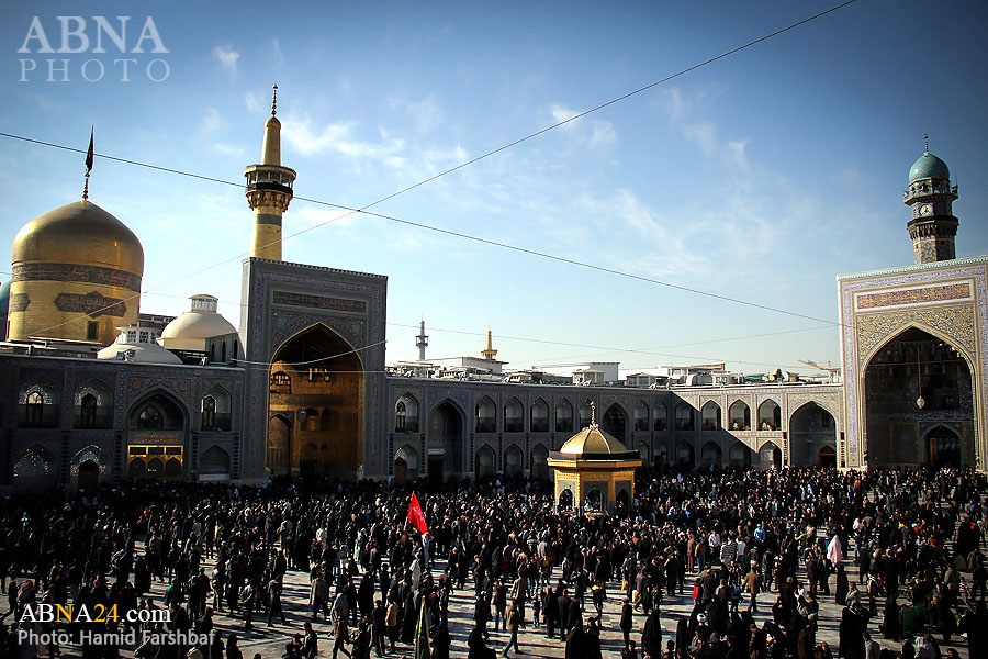 ملايين من زوار الامام الرضا (ع) يصلون مدينة مشهد المقدسة