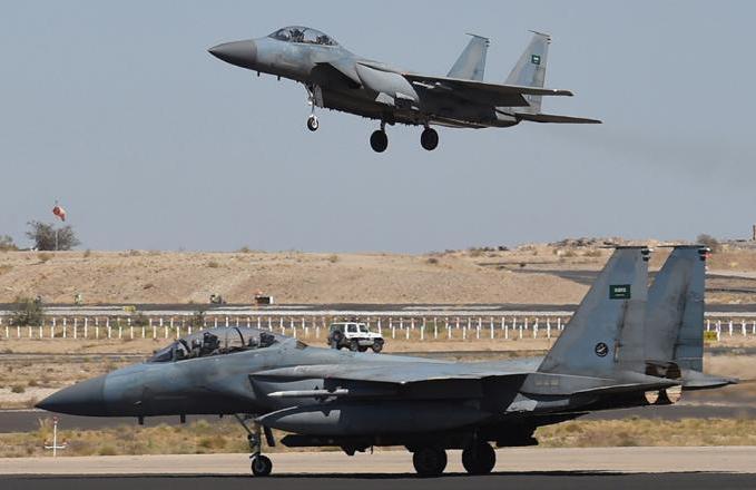 واشنطن تقرر وقف تزويد "طائرات التحالف السعودي" بالوقود
