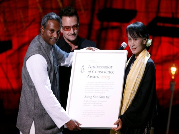 Amnesty International Tarik Balik Anugerah Suu Kyi