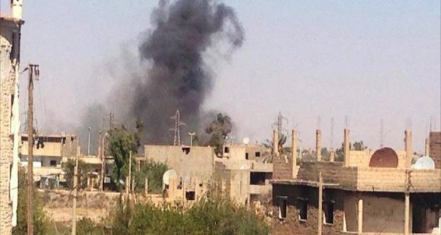 مصدر عسكري سوري يؤكد انبعاث غاز الكلور بعد قصف التحالف دير الزور