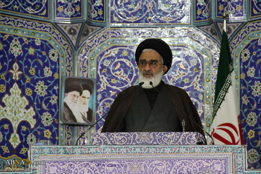 With theory of resistance, Islamic Revolution defeated Western liberal ‎democracy 
