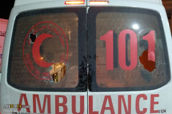 Israeli settlers attack Palestinian ambulance in al-Khalil