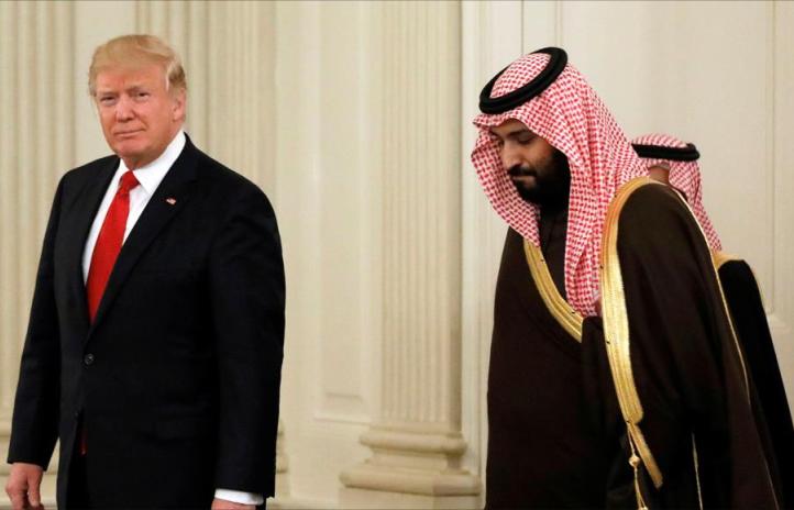 نيويورك تايمز تكشف أسباب تشبث ترامب بولي العهد السعودي